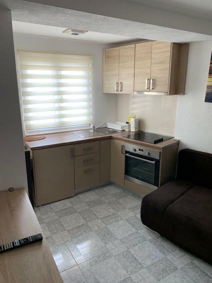 Ferienwohnung Oborska Ulica Centar Baška Voda Exterior foto