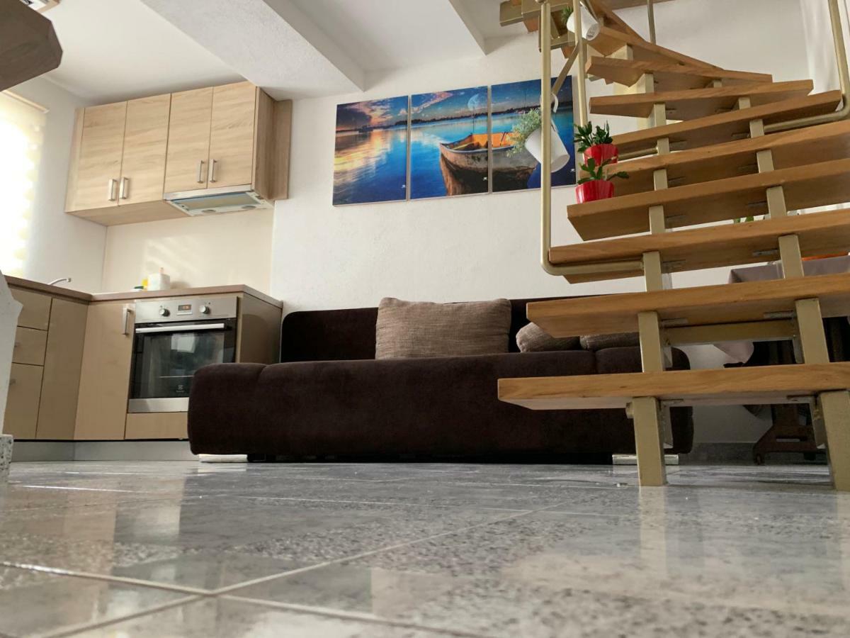 Ferienwohnung Oborska Ulica Centar Baška Voda Exterior foto